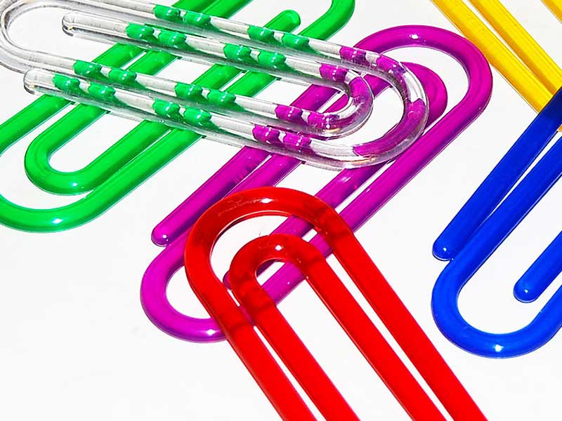 picnic Corbata Marca comercial Historia de los clips de plástico – Tkno | Inyección de Plástico | Tuercas  Remachables | Empaque | Maquinados | Regatones | Push Pin | Niveladores